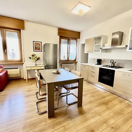 公寓 Residenza Bouganville 托里德尔贝纳科