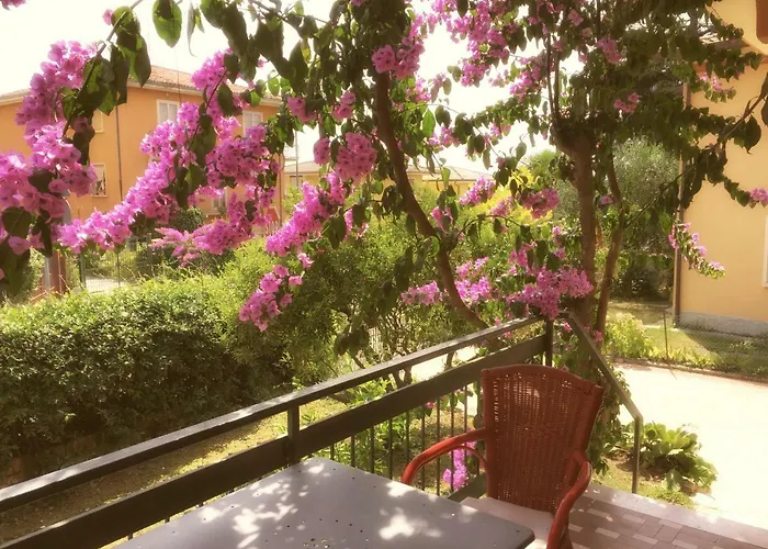 Residenza Bouganville Torri Del Benaco